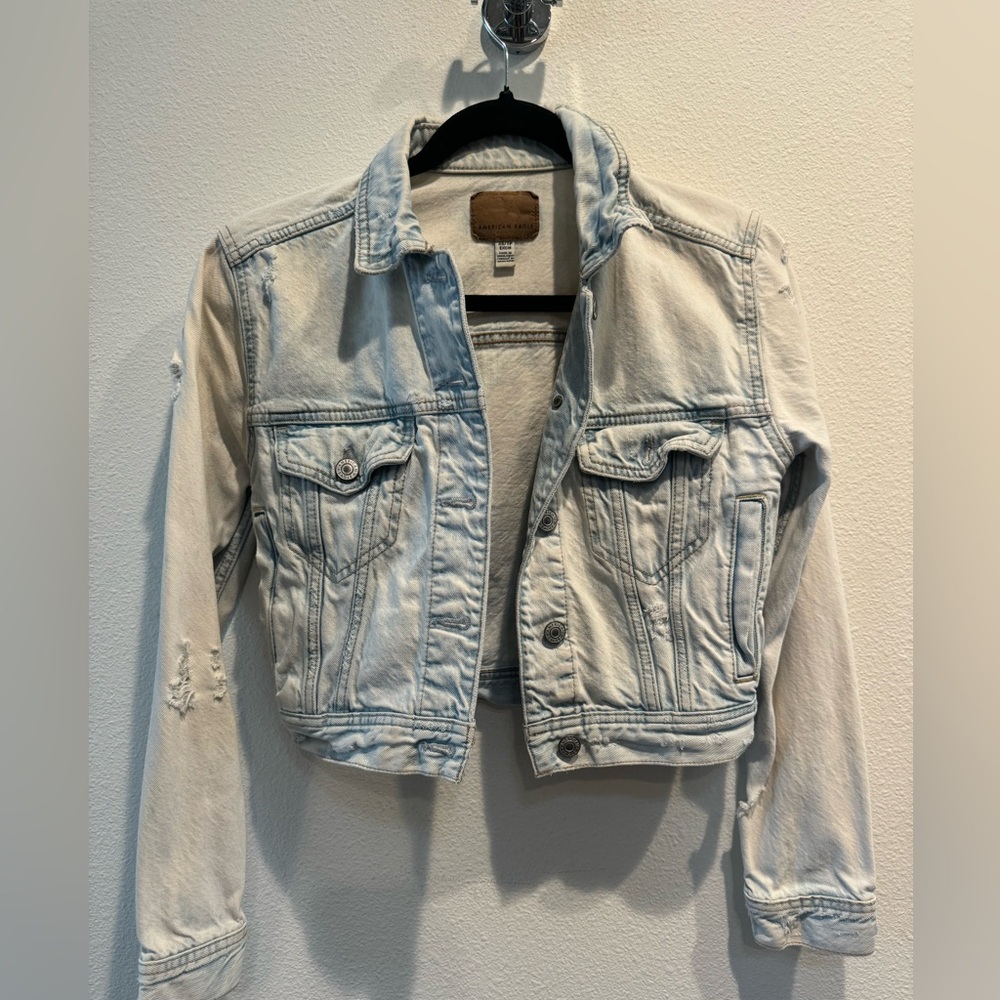 AE cropped denim jacket